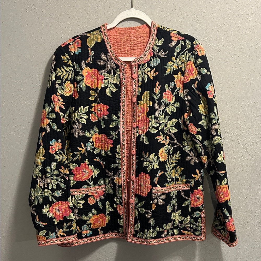 Vintage Floral Quilted Reversible Jacket Black Pink‎